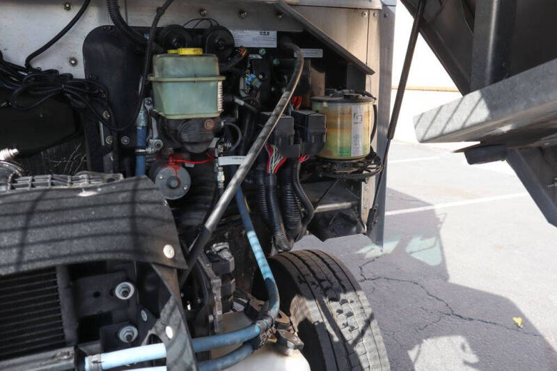 2020 Freightliner MT45 Chassis