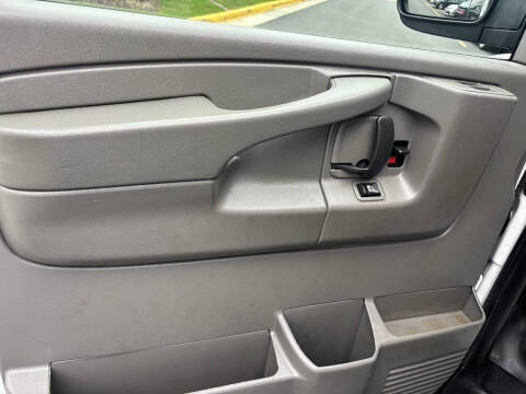 2015 GMC Savana 2500