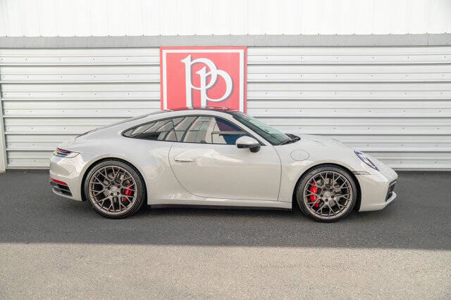 2021 Porsche 911 38