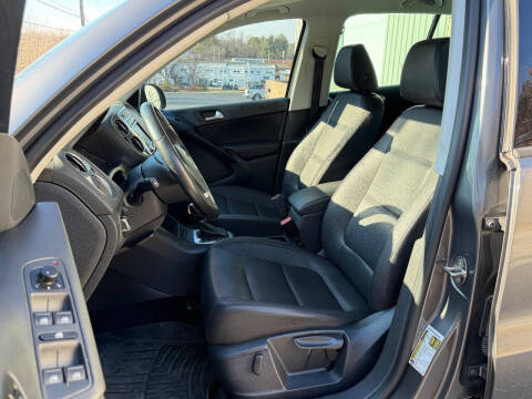 2015 Volkswagen Tiguan SE