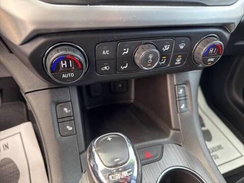 2017 GMC Acadia SLT-1