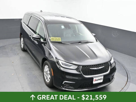 2023 Chrysler Pacifica Touring L