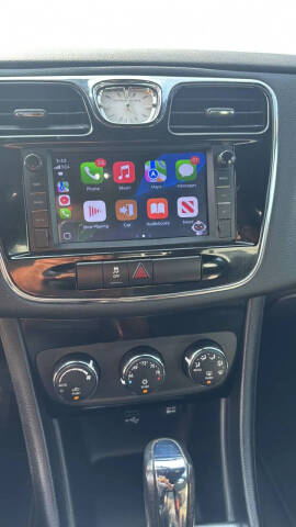 2012 Chrysler 200 Touring