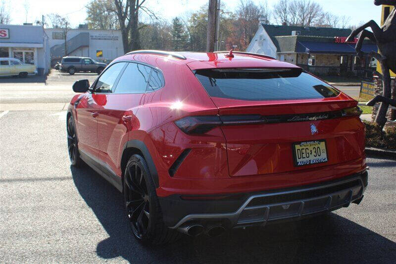 2019 Lamborghini Urus