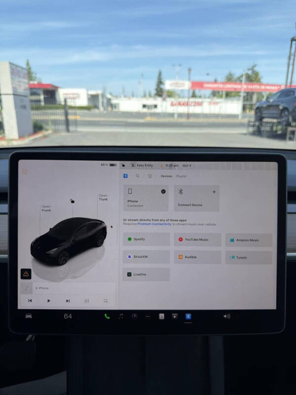 2025 Tesla Model Y Long Range
