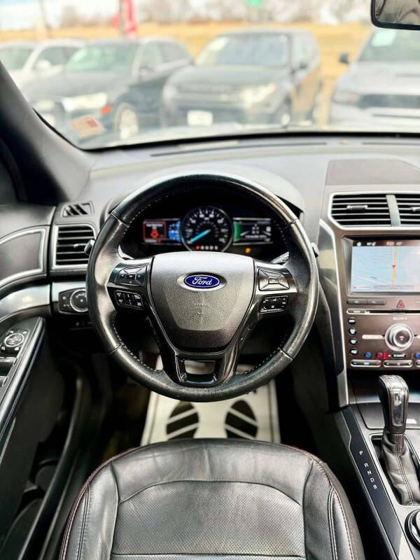 2017 Ford Explorer Sport
