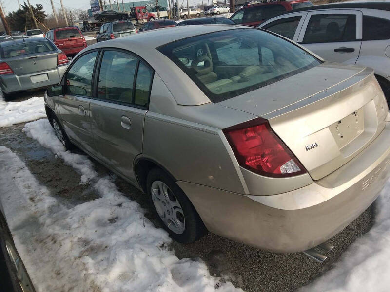 2005 Saturn Ion 2