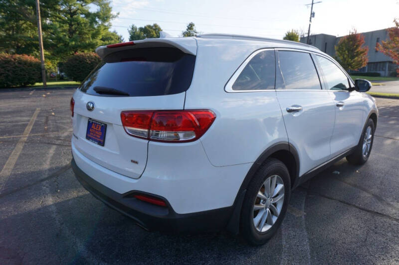 2018 Kia Sorento LX