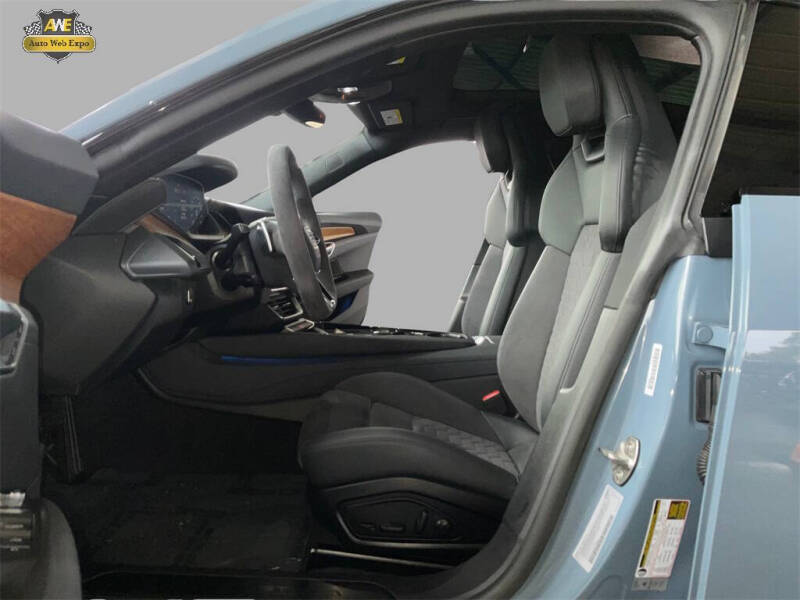 2023 Audi e-tron GT quattro Premium Plus