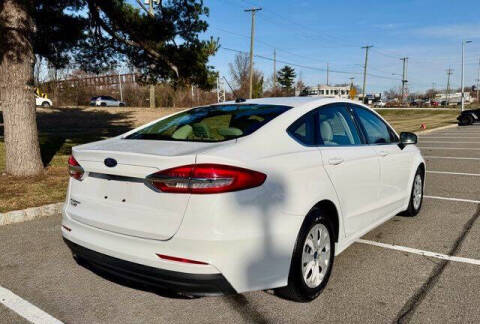 2019 Ford Fusion S