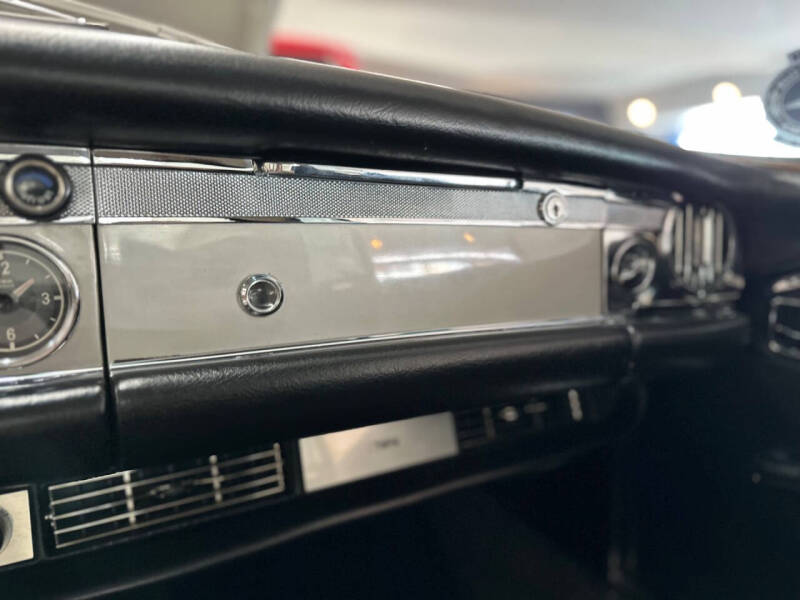 1969 Mercedes-Benz 280-Class