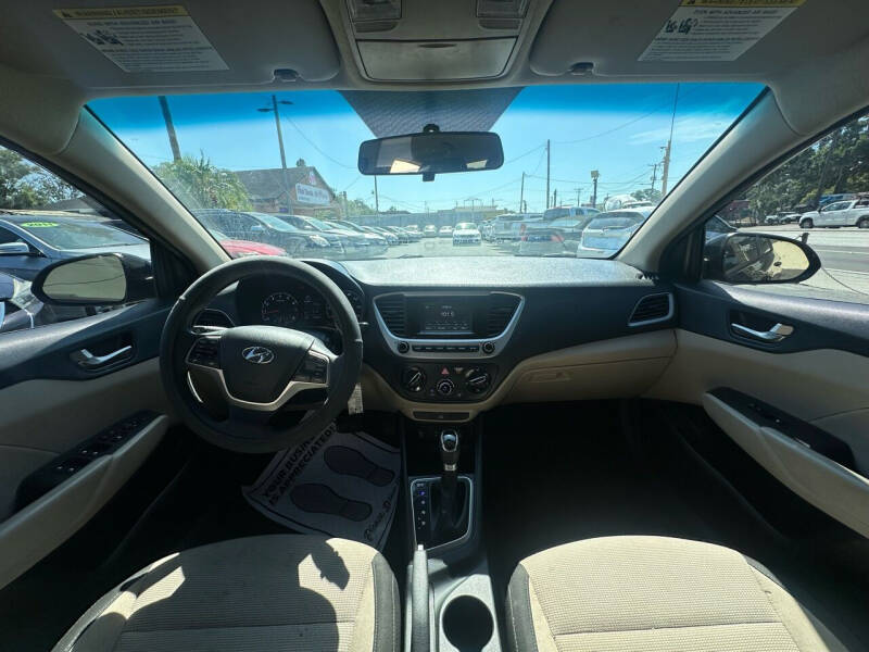 2019 Hyundai Accent SE