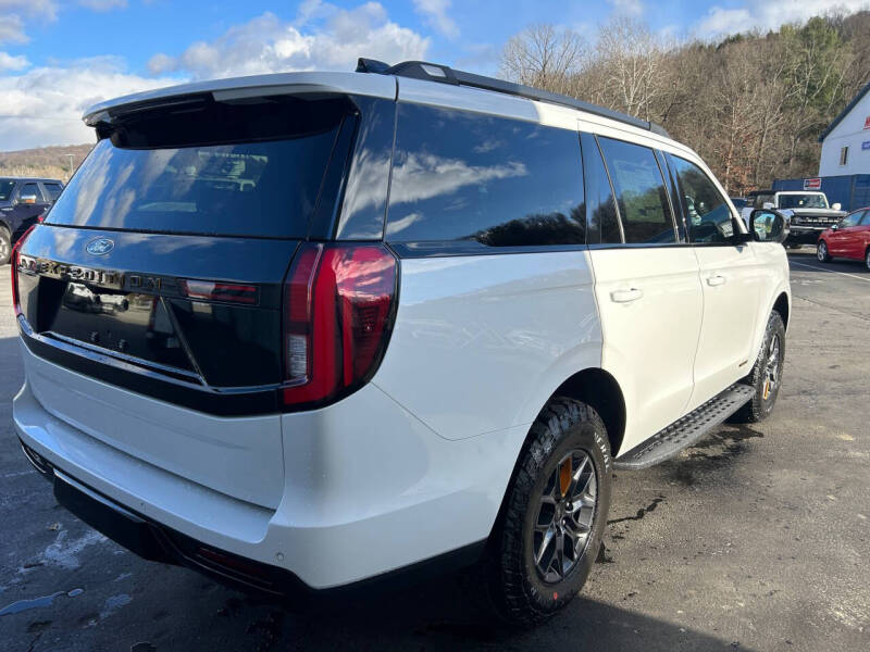 2025 Ford Expedition Tremor