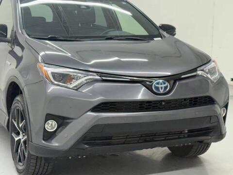 2017 Toyota RAV4 Hybrid SE