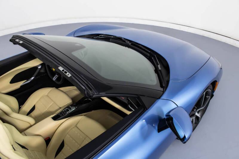 2024 Ferrari 296 GTS