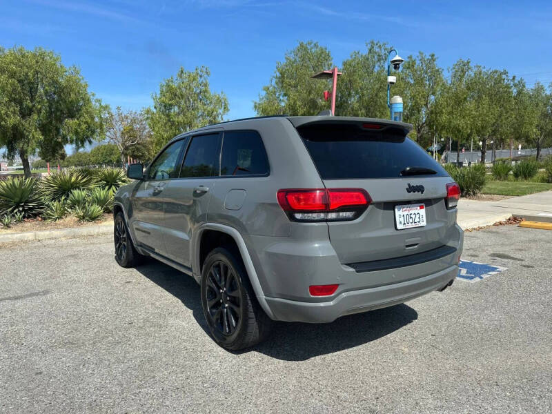 2019 Jeep Grand Cherokee Altitude