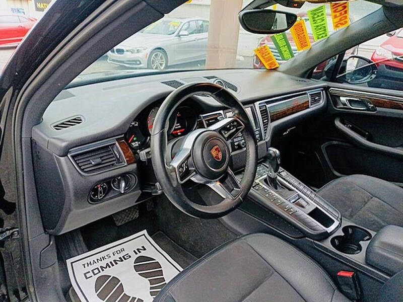 2015 Porsche Macan S