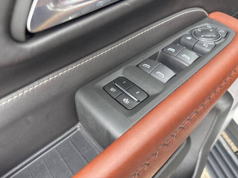 2023 GMC Yukon XL Denali Ultimate