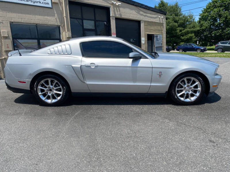 2011 Ford Mustang V6 Premium