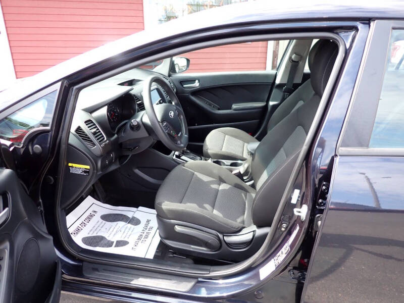 2017 Kia Forte5 LX