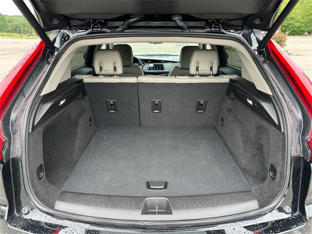 2022 Cadillac XT4 Luxury