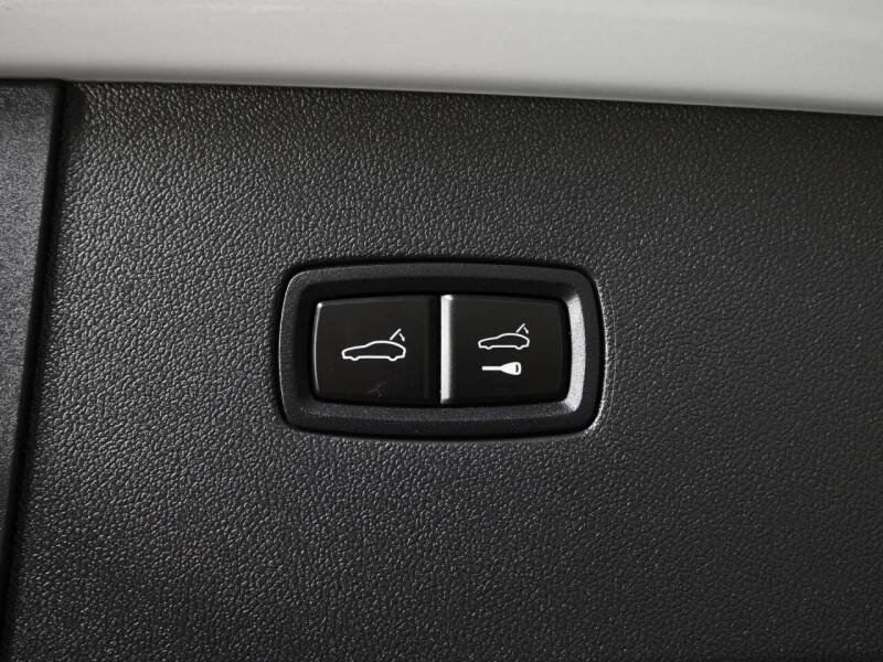 2025 Porsche Cayenne GTS Coupe