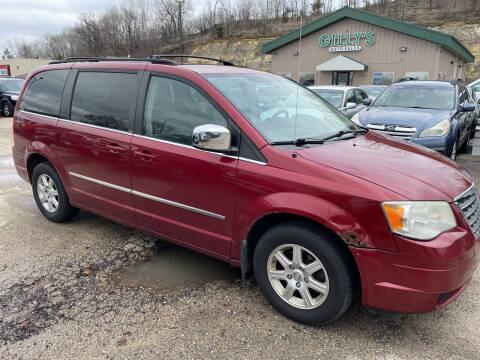 2010 Chrysler Town and Country for sale at Gilly's Auto Sales in Rochester MN