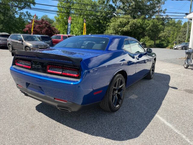 2022 Dodge Challenger SXT
