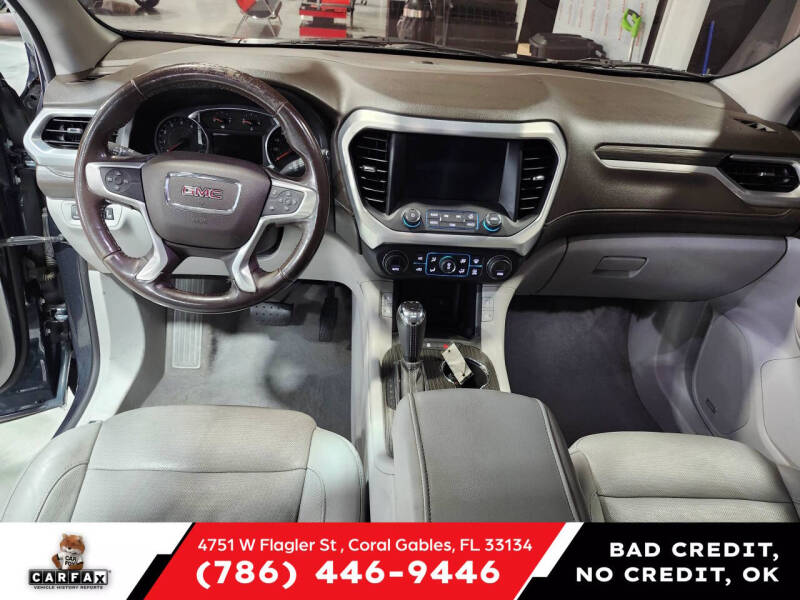 2019 GMC Acadia SLT-1