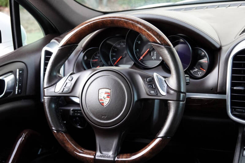 2013 Porsche Cayenne Tiptronic