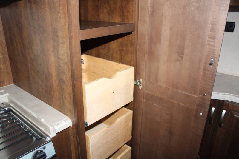 2016 Forest River Cardinal 325RL