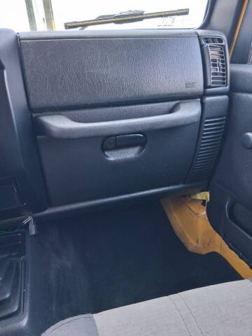 2004 Jeep Wrangler X