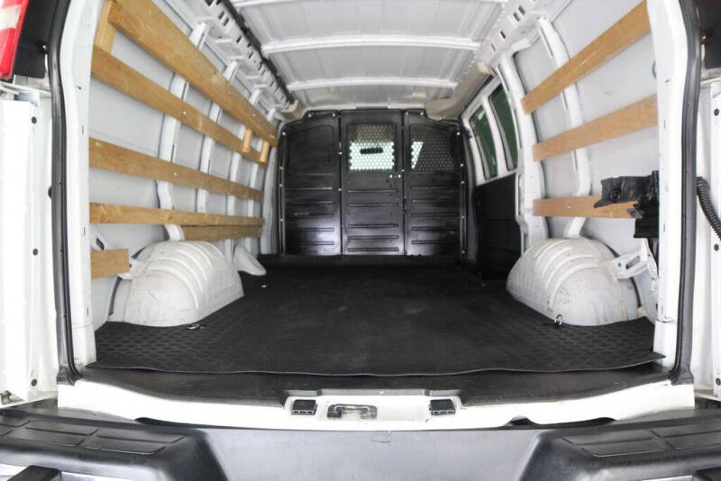 2019 GMC Savana 2500