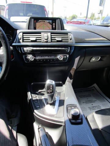 2016 BMW 3 Series 320i