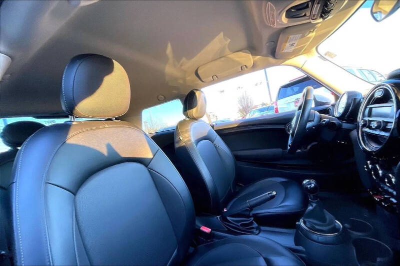 2015 MINI Hardtop 2 Door Cooper