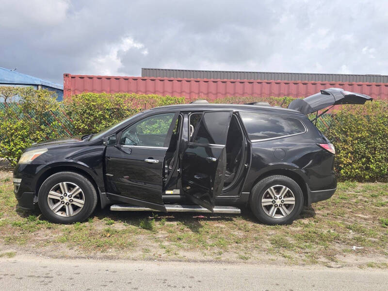 2017 Chevrolet Traverse LT