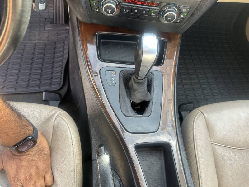 2011 BMW 3 Series 328i