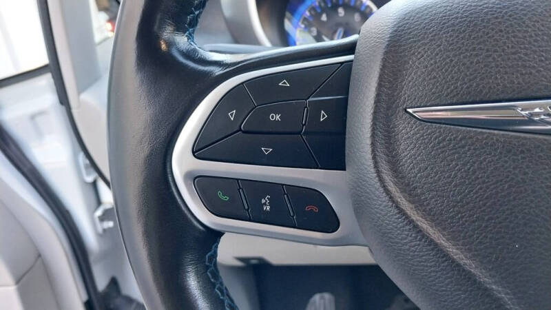 2021 Chrysler Pacifica Touring L