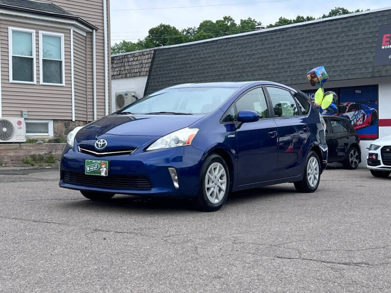 2012 Toyota Prius v Three