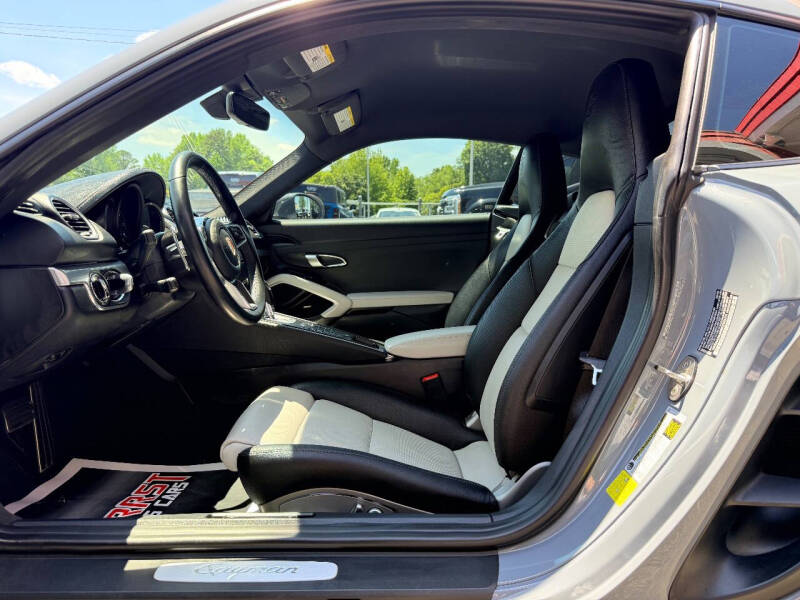 2024 Porsche 718 Cayman