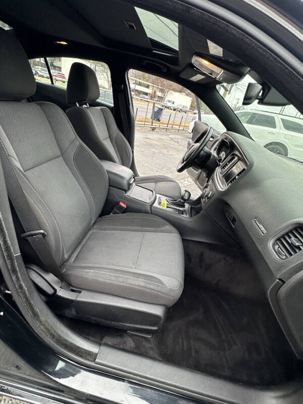 2016 Dodge Charger SXT