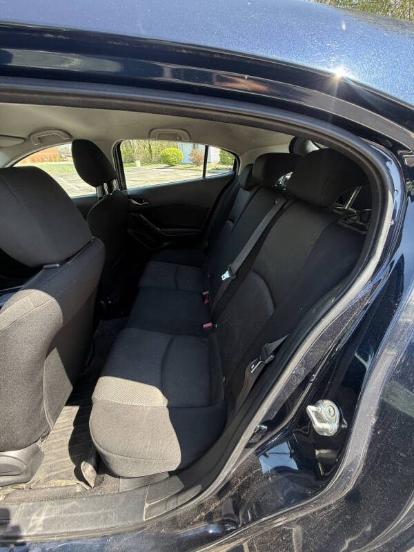 2017 Mazda MAZDA3 Sport