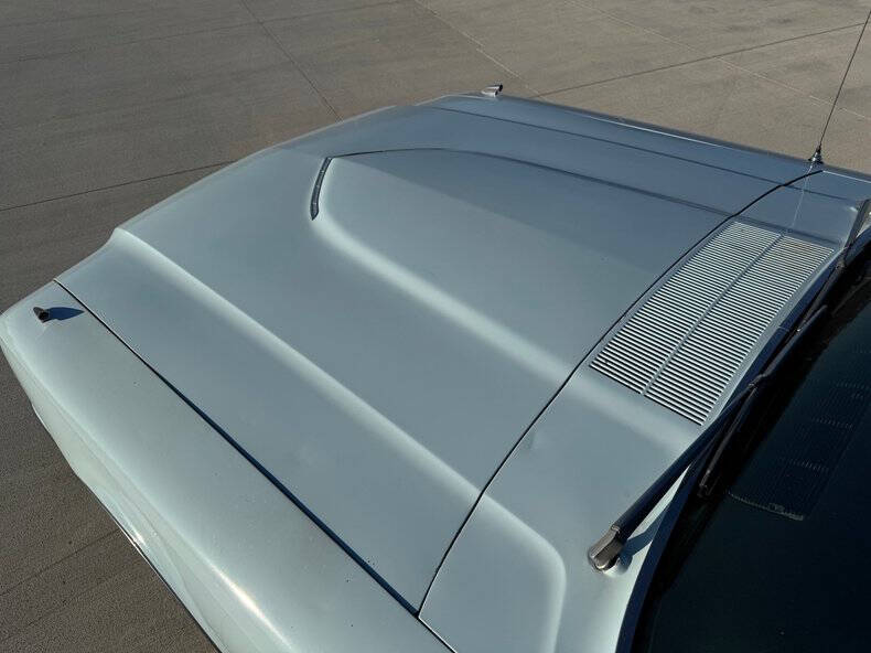 1966 Ford Thunderbird