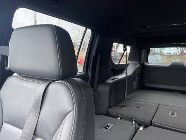 2024 Chevrolet Suburban LT