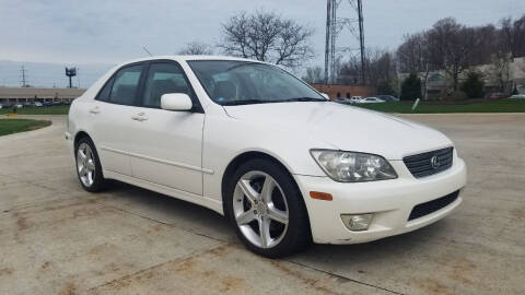 2001 Lexus IS 300 for sale at Lease Car Sales 3 in Warrensville Heights OH