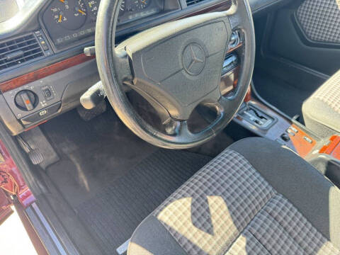 1995 Mercedes-Benz E-Class