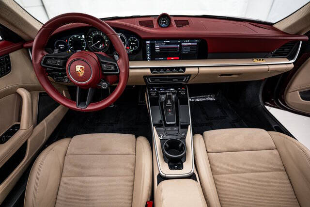 2021 Porsche 911 Targa 4S Heritage Design Edition