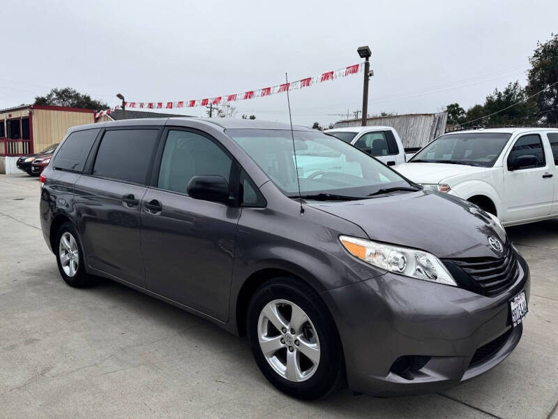 2013 Toyota Sienna L 7-Passenger