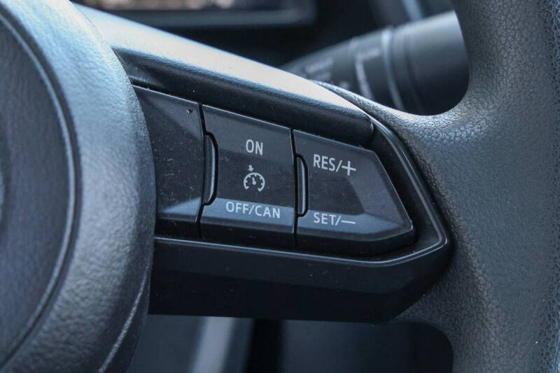 2019 Toyota Yaris LE