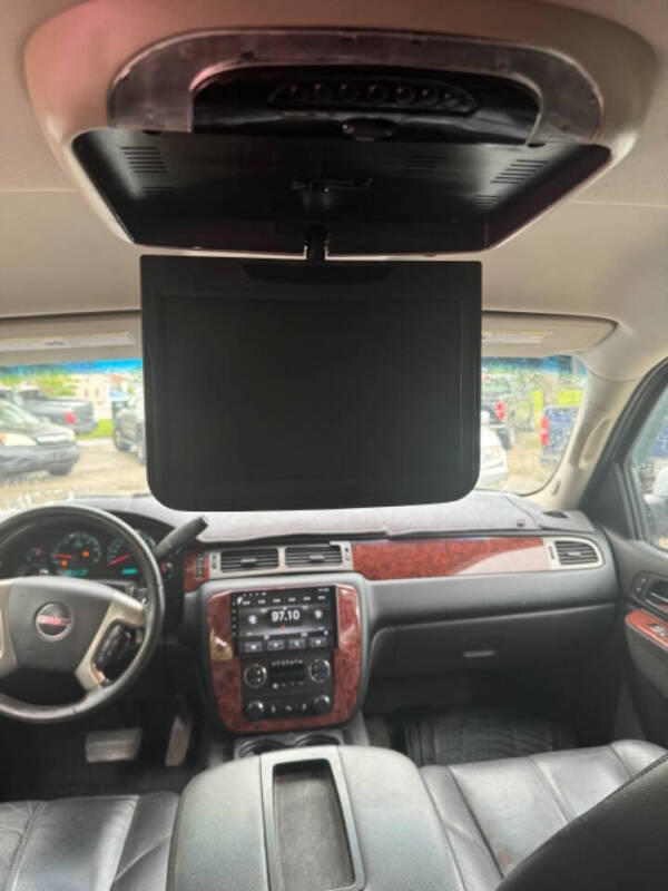 2013 GMC Yukon XL SLT
